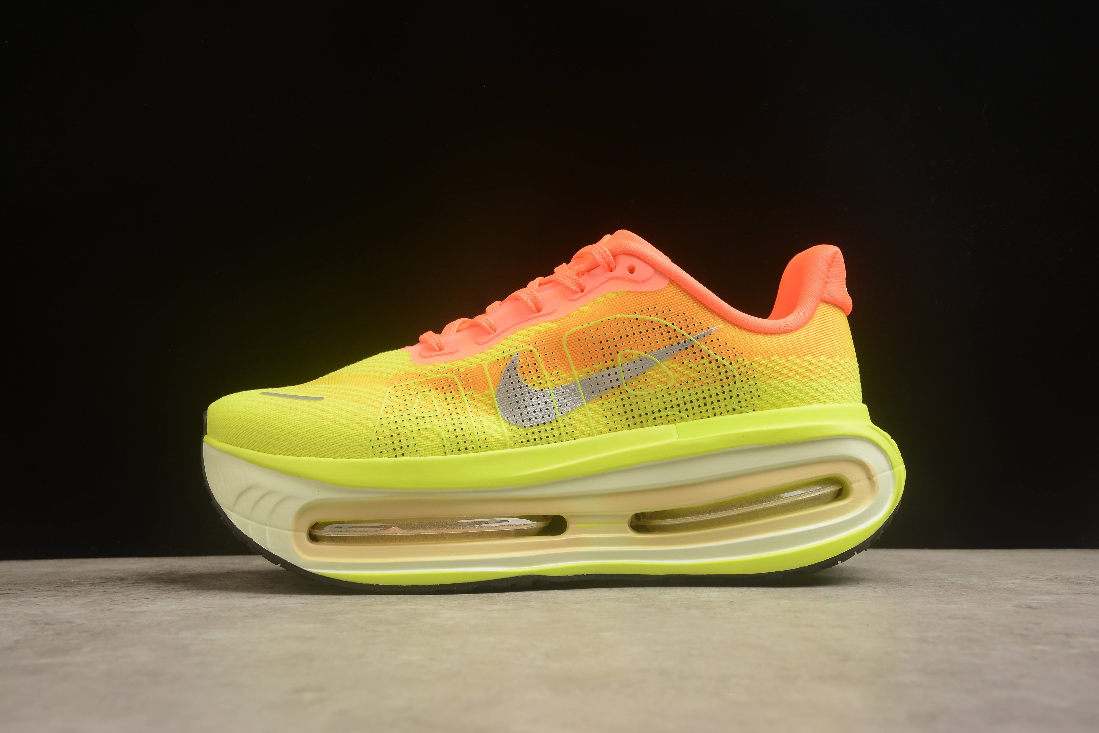 Nike Vomero 18 Running Shoes | Premium Cushioning | EU 36-45