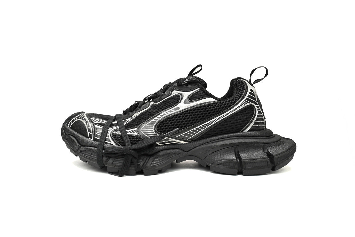 Balenciaga 3XL Sneaker – Low-Top Chunky Sole
