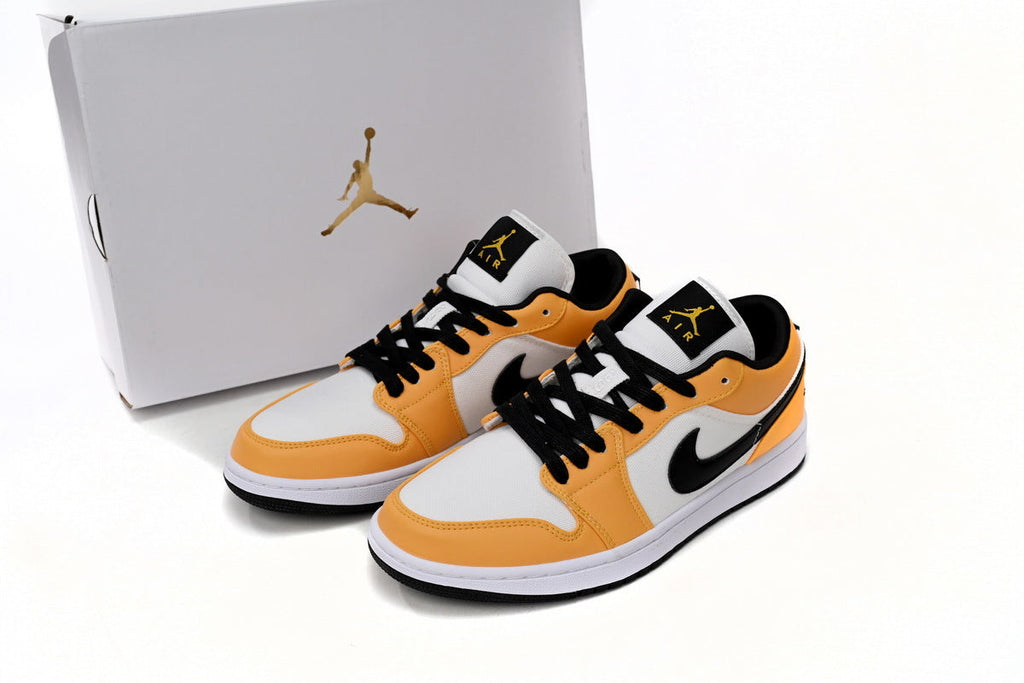 Nike Air Jordan 1 Retro Low Low-Top Sneakers
