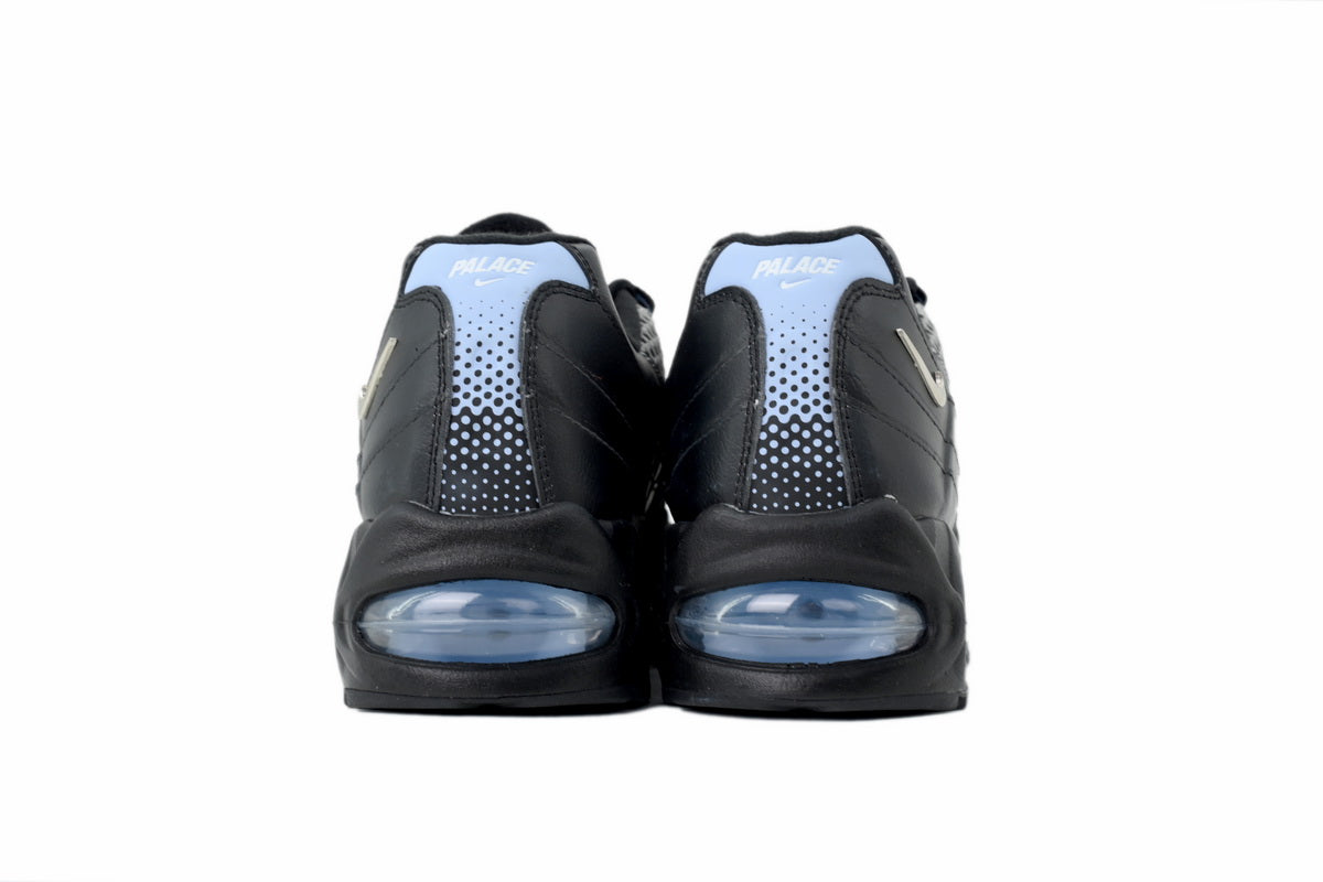 Nike Air Max 95 – Classic Sneakers