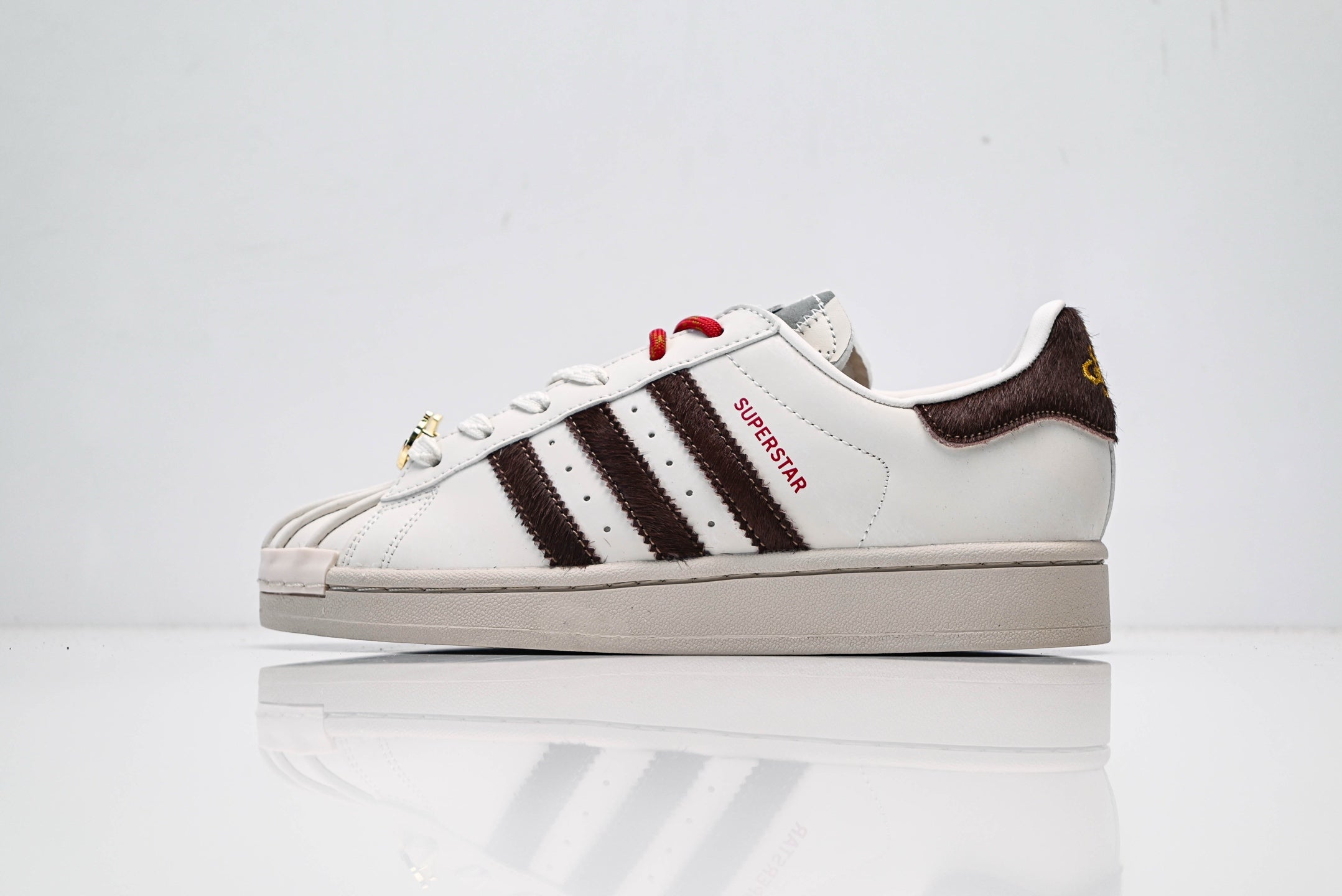 adidas Originals Superstar – Off-White & Brown Horsehair Upper with Red Accent & White Shell Toe