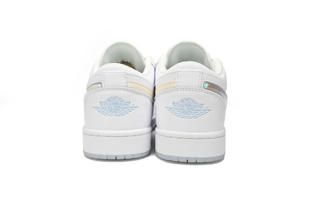 Nike Air Jordan 1 Retro Low Low-Top Sneakers