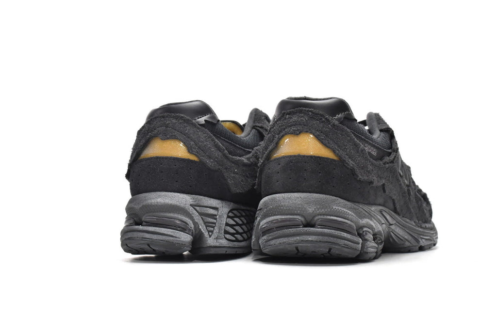 New Balance 2002R Sneakers