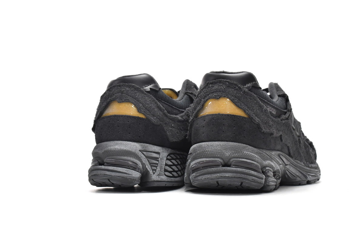 New Balance 2002R Sneakers