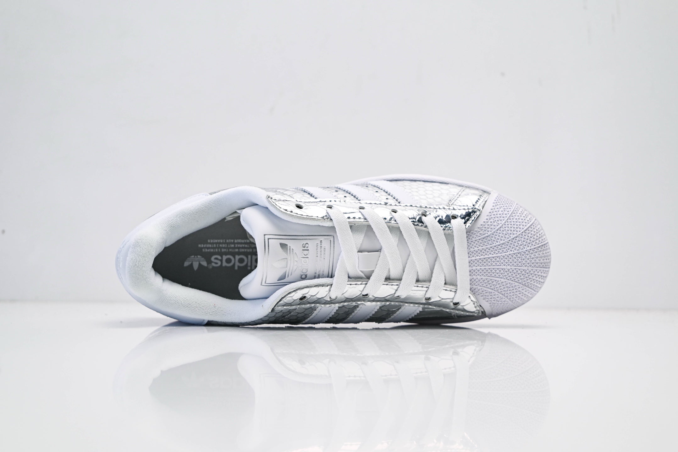 adidas Originals Superstar – Silver Snake-Embossed Upper with White 3-Stripes & Gum Shell Toe