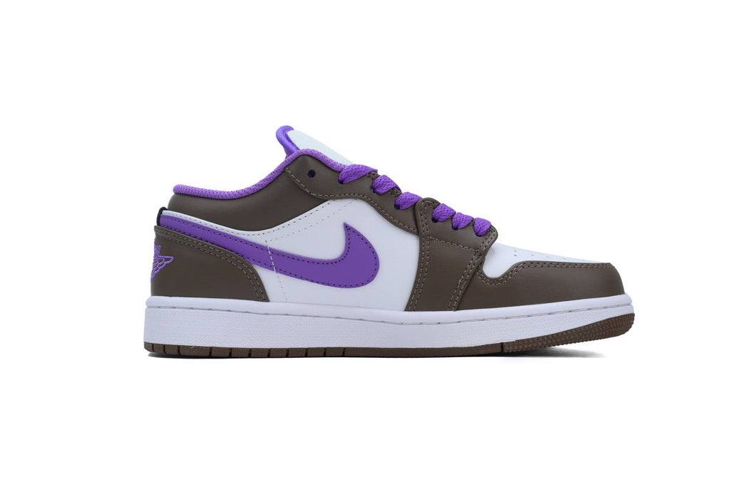 Nike Air Jordan 1 Retro Low Low-Top Sneakers