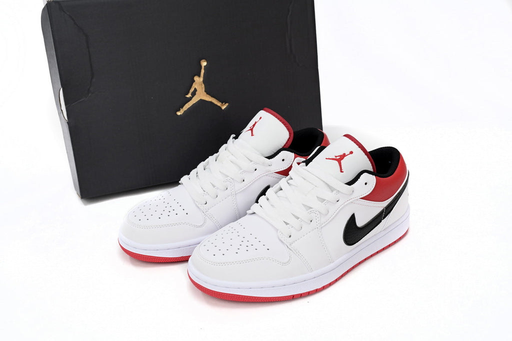 Nike Air Jordan 1 Retro Low Low-Top Sneakers