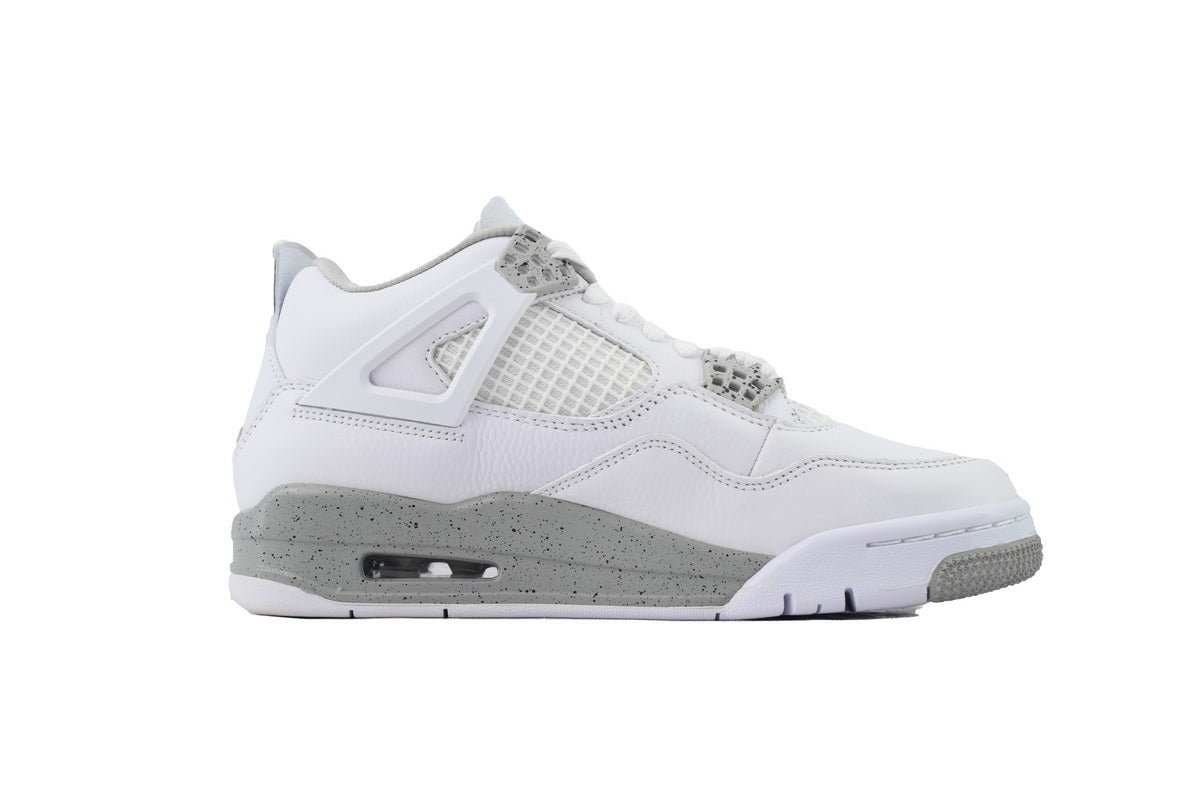 Nike Air Jordan 4 – Retro Basketball Sneakers