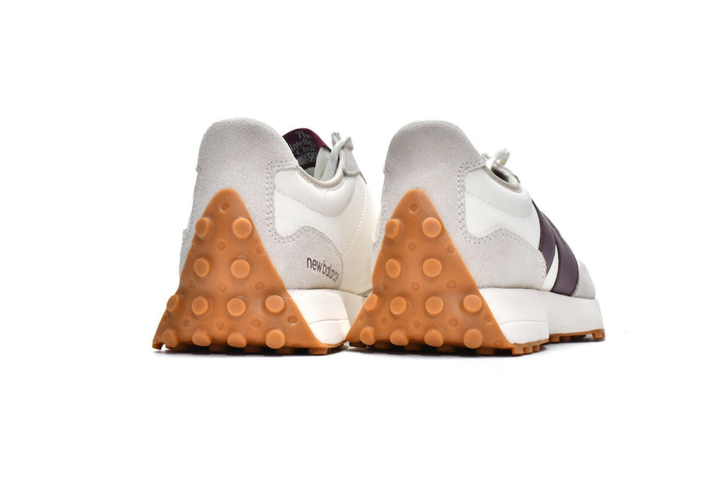 New Balance 327 Sneakers