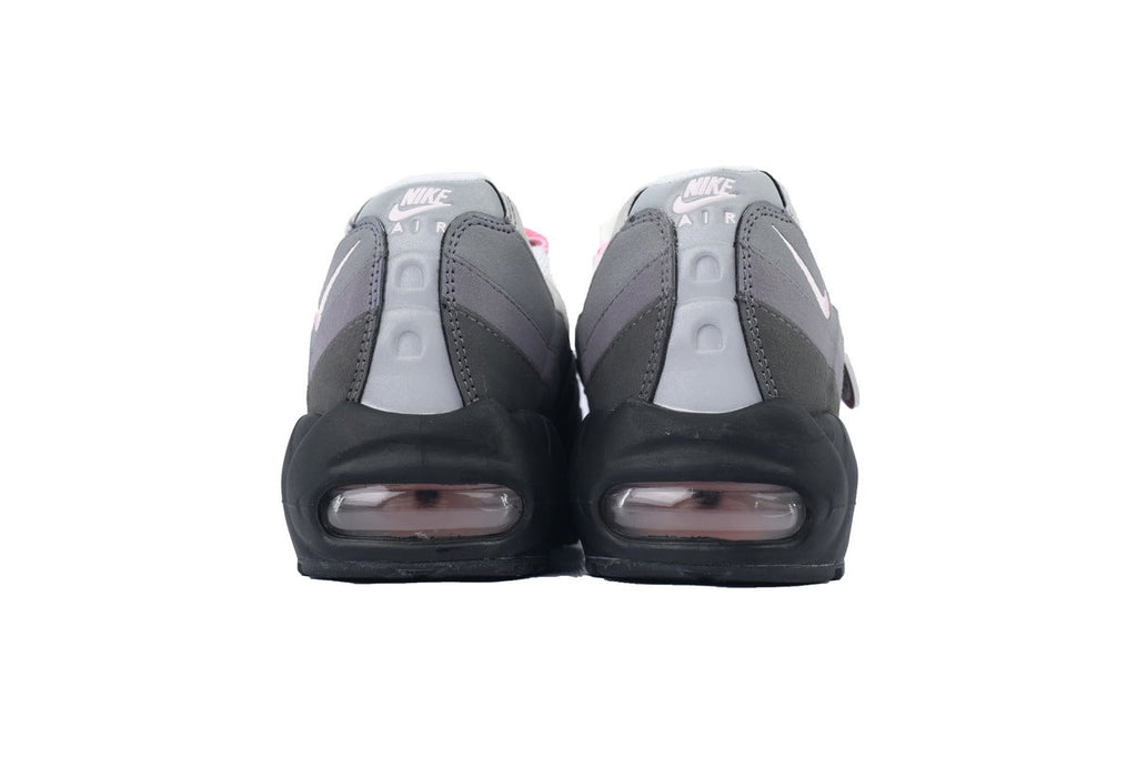 Nike Air Max 95 – Classic Sneakers