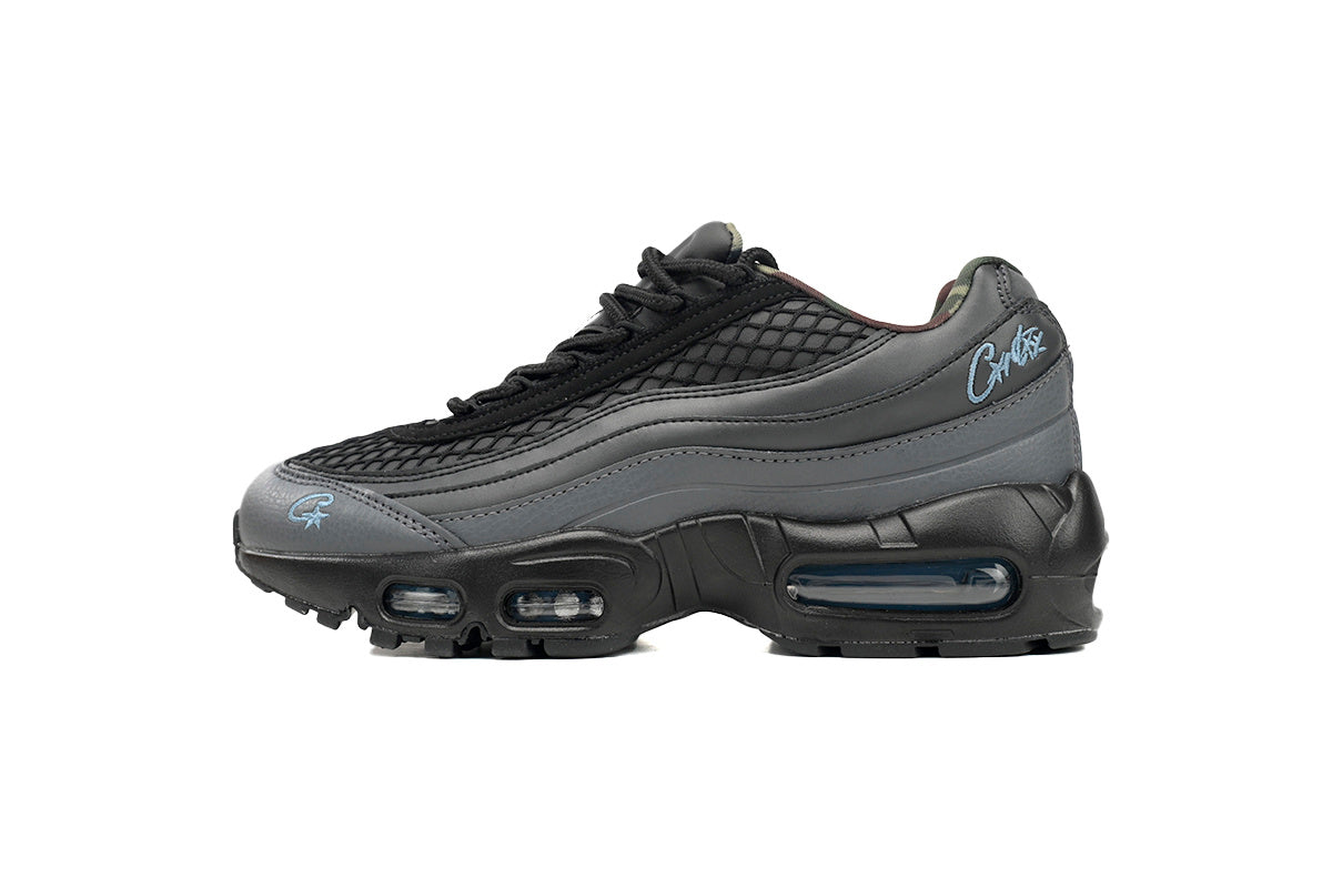Nike Air Max 95 – Classic Sneakers