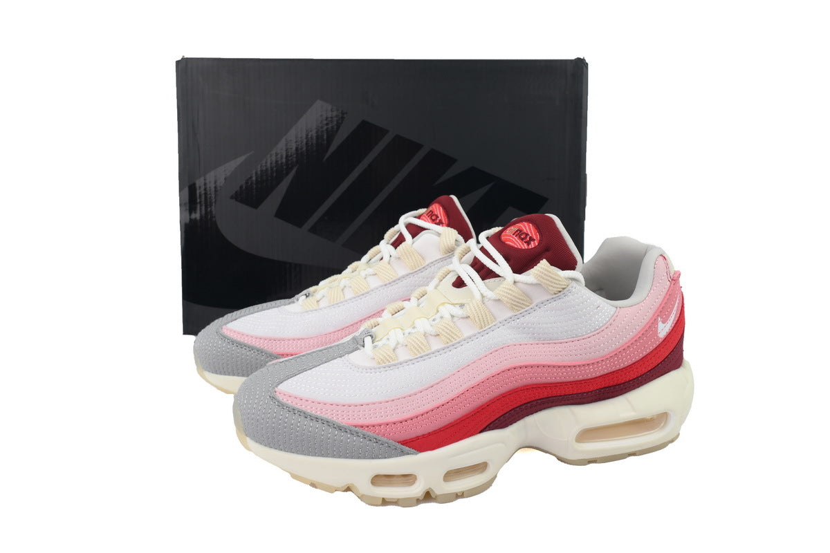 Nike Air Max 95 – Classic Sneakers