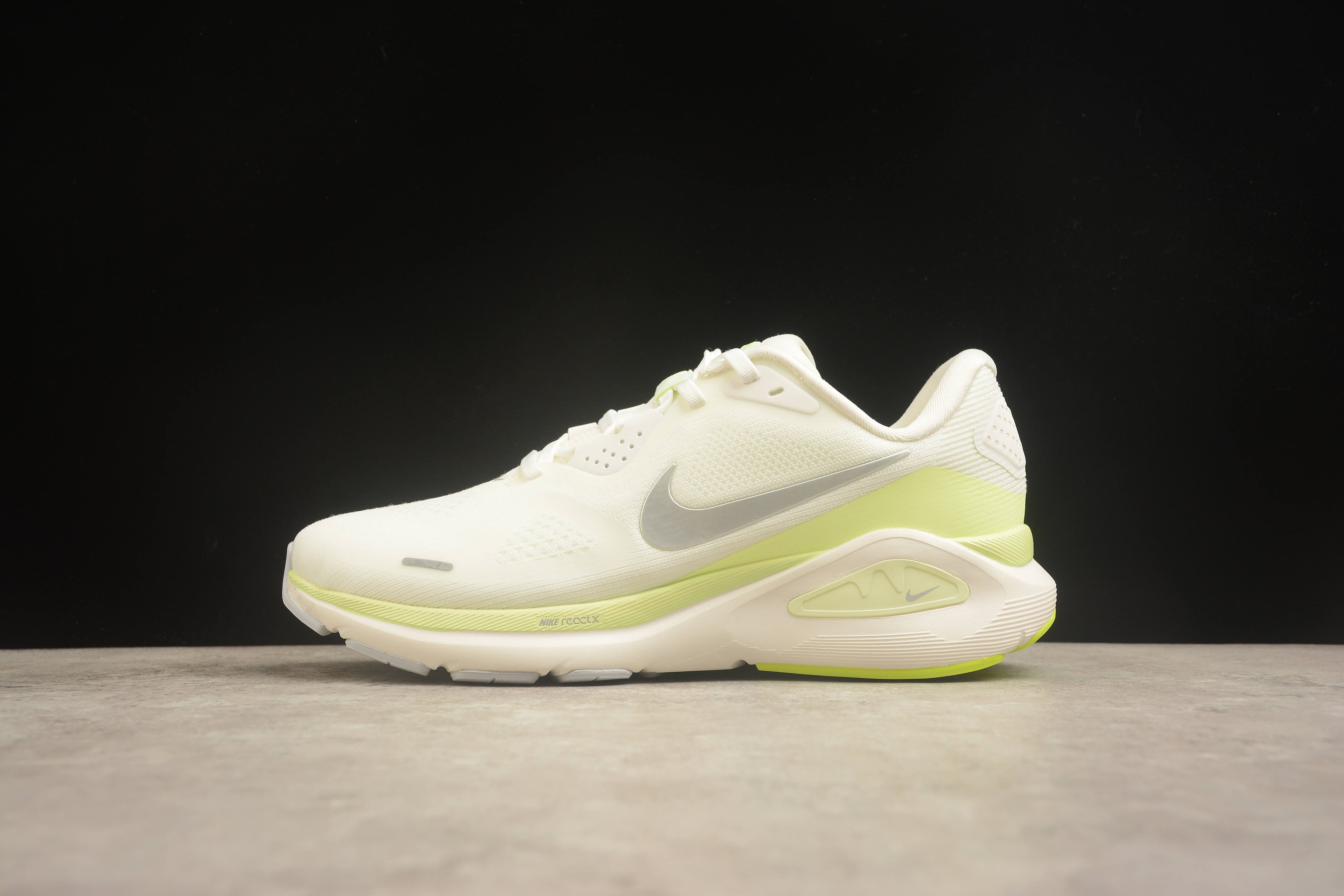 Nike Air Zoom Structure 26 Running Shoes | Supportive & Stable | EU 36-45
