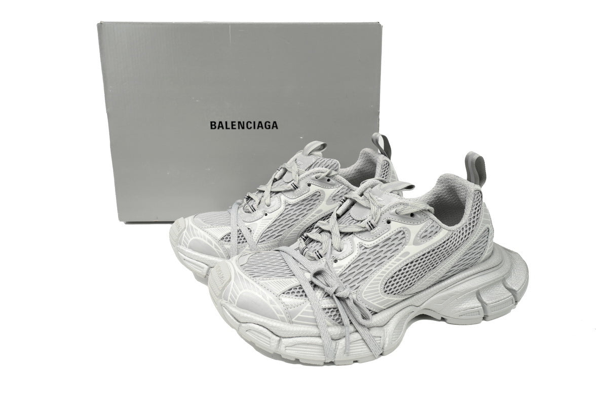 Balenciaga 3XL Sneaker – Low-Top Chunky Sole