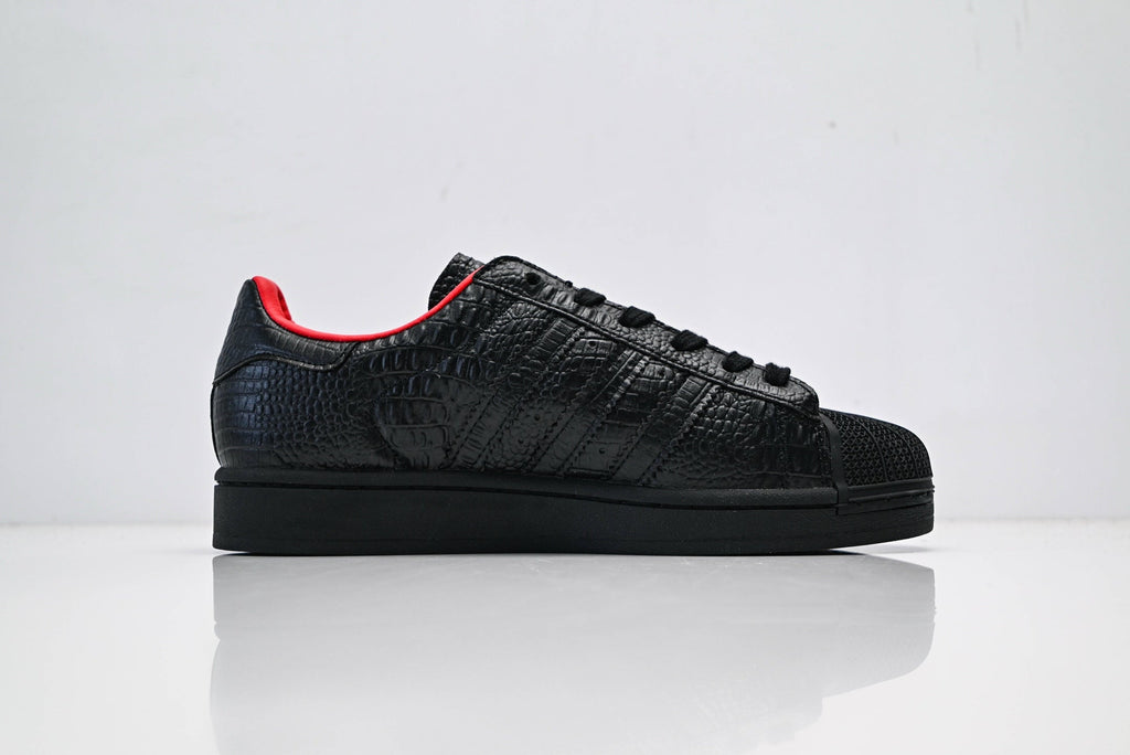 adidas Originals Superstar – Black Croc-Embossed Upper with Red Lining & White Shell Toe