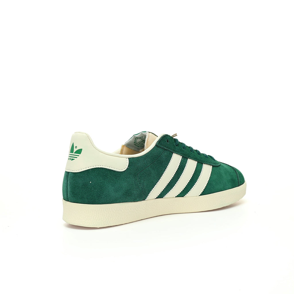 Adidas Originals Gazelle – Green / Off-White Suede Low-Top Sneakers