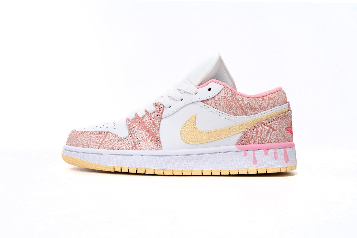 Nike Air Jordan 1 Retro Low Low-Top Sneakers