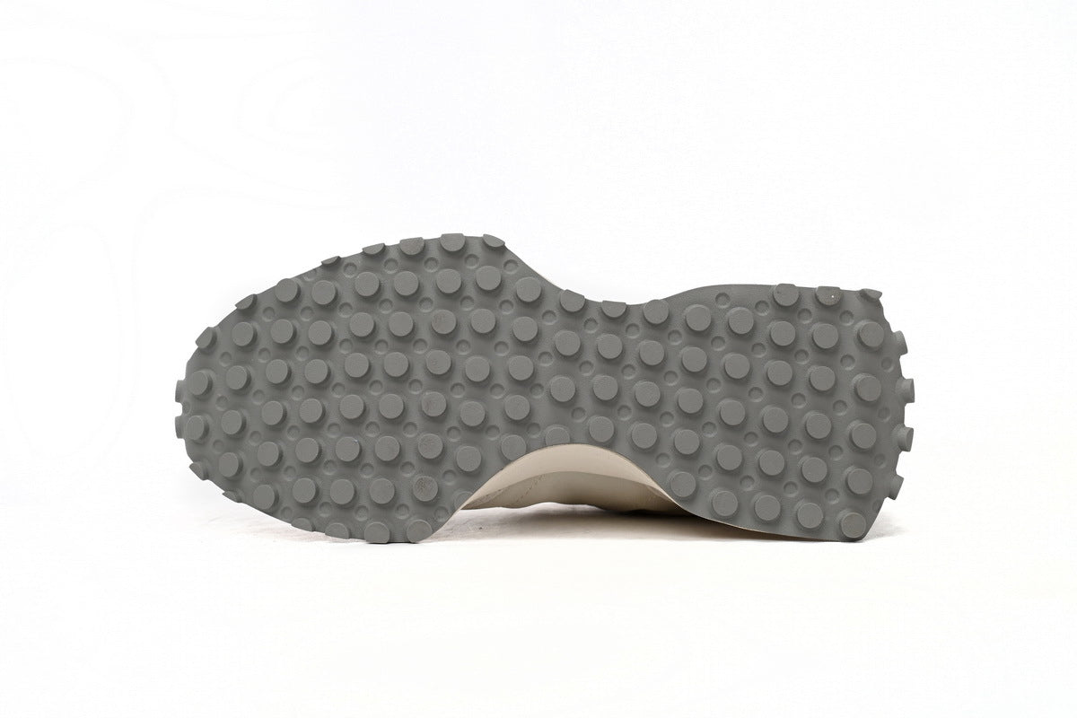New Balance 327 Sneakers