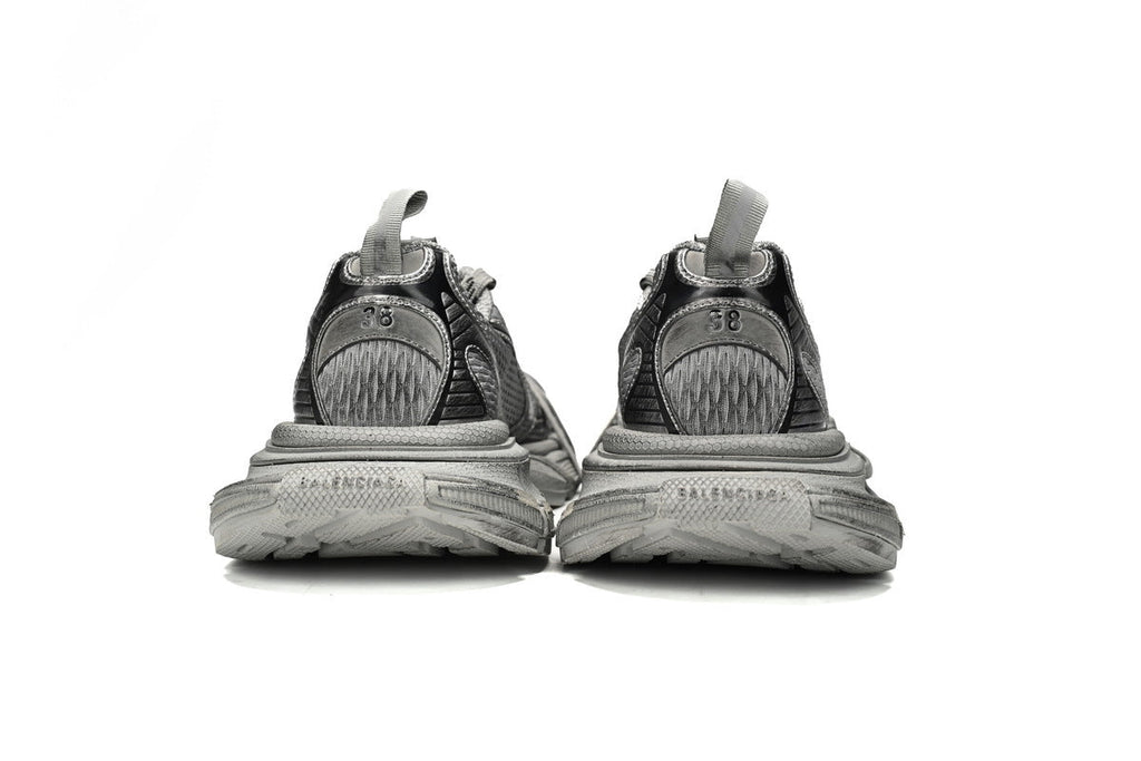 Balenciaga 3XL Sneaker – Low-Top Chunky Sole