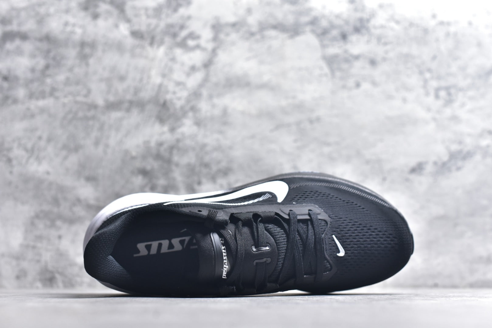Nike Pegasus 42 Low-Top Running & Training Shoes | EU 36-45