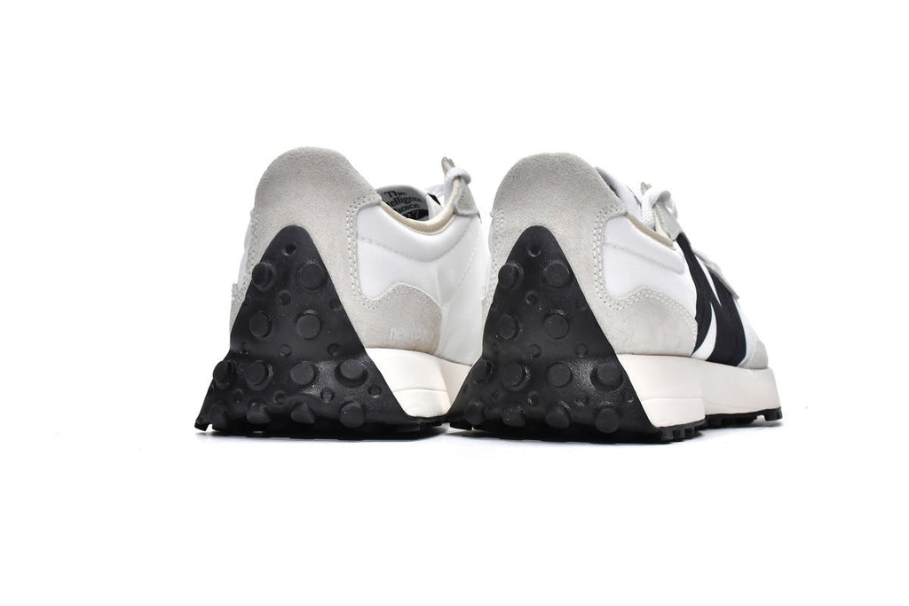 New Balance 327 Sneakers
