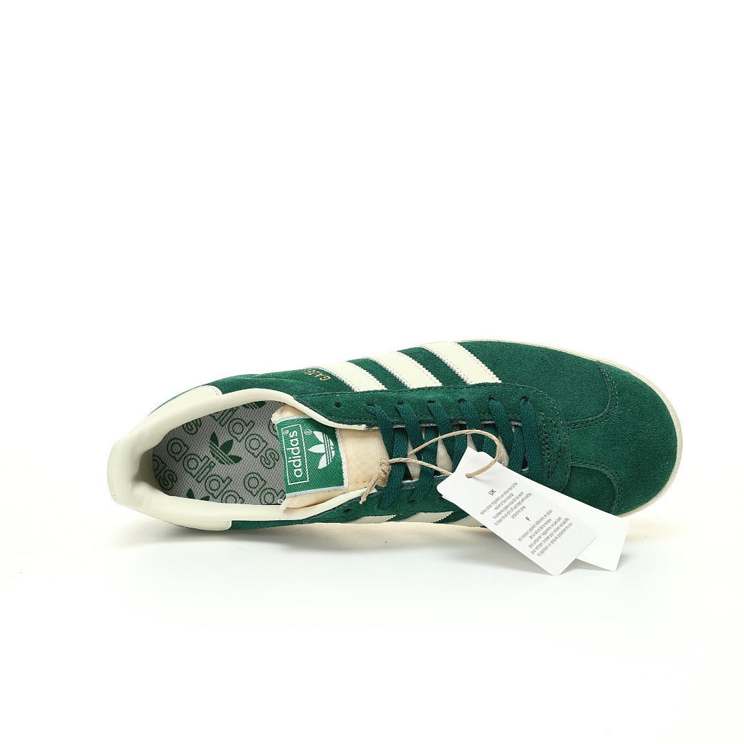 Adidas Originals Gazelle – Green / Off-White Suede Low-Top Sneakers