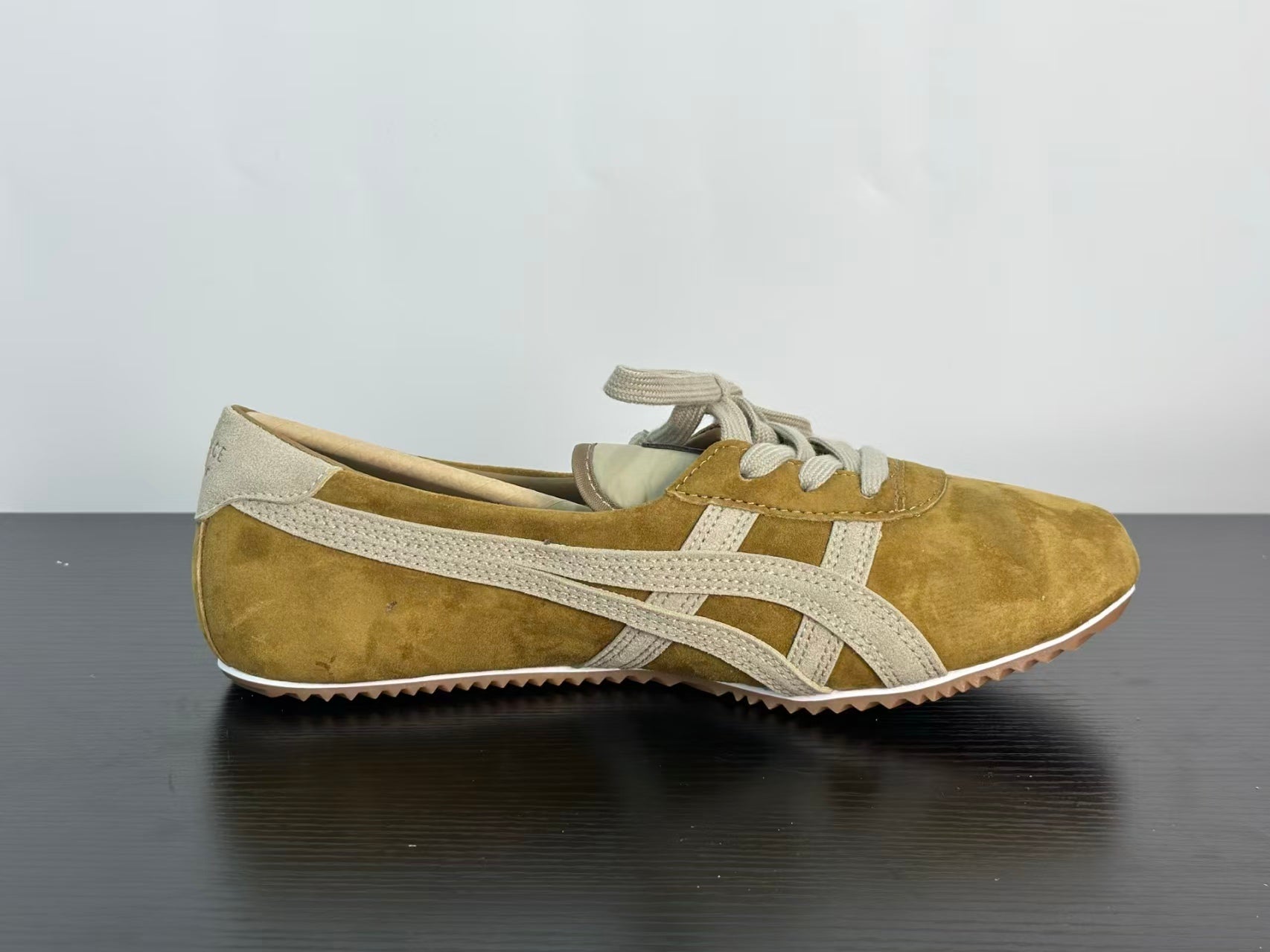 VERSACE × Onitsuka Tiger
