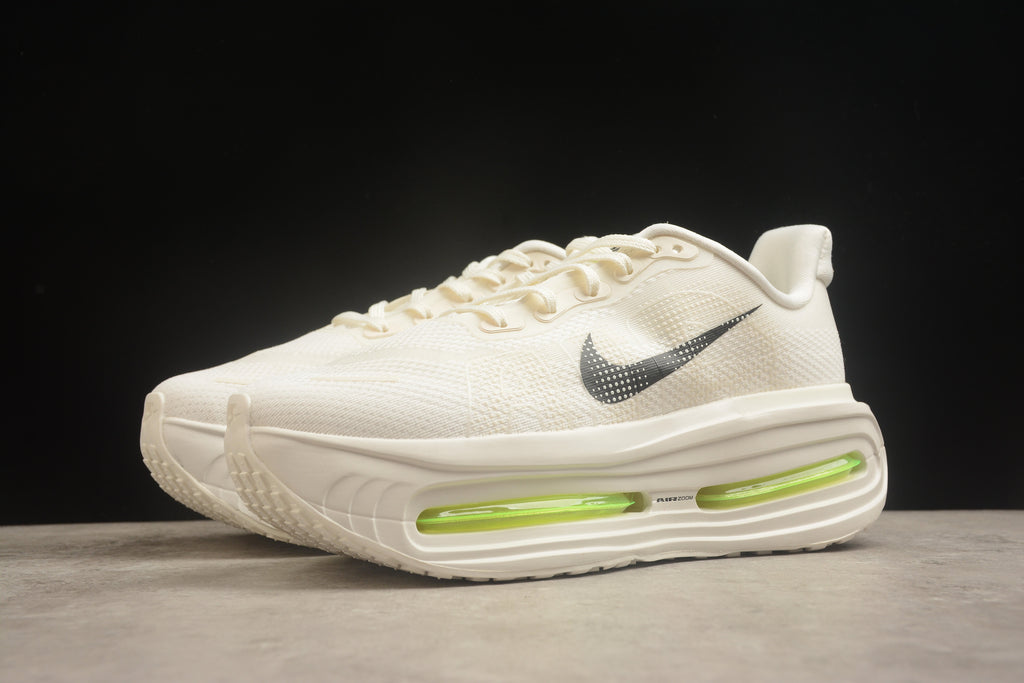 Nike Vomero 18 Running Shoes | Premium Cushioning | EU 36-45