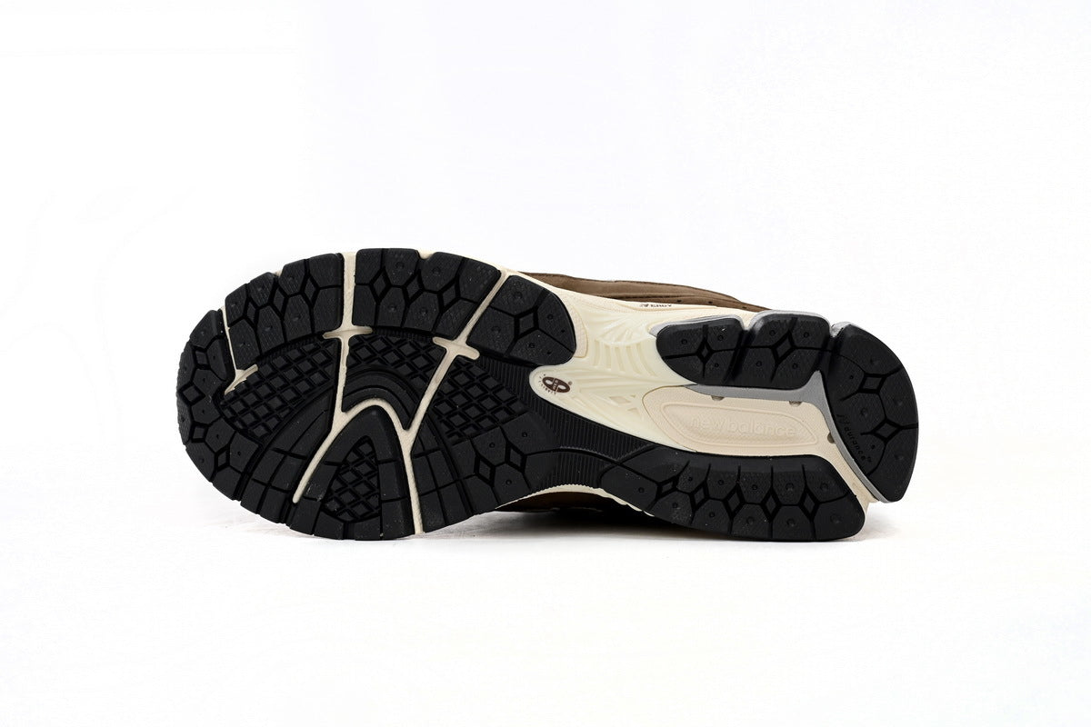 New Balance 2002R Sneakers