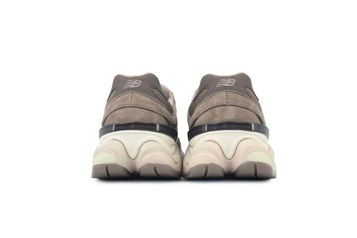 New Balance 9060 Sneakers