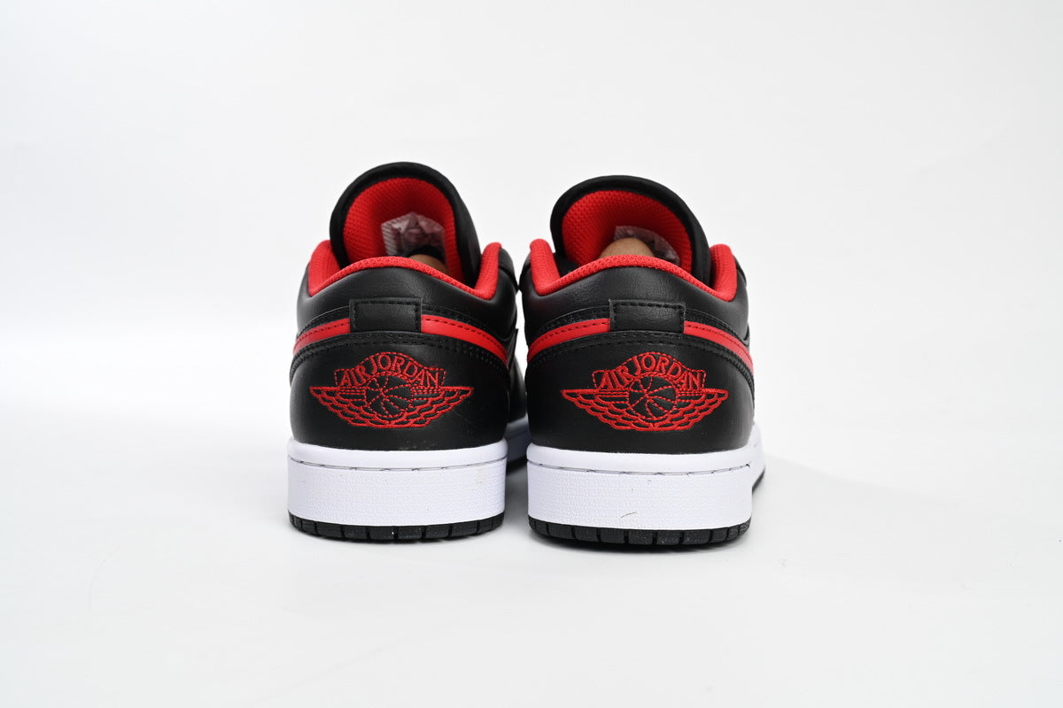 Nike Air Jordan 1 Retro Low Low-Top Sneakers