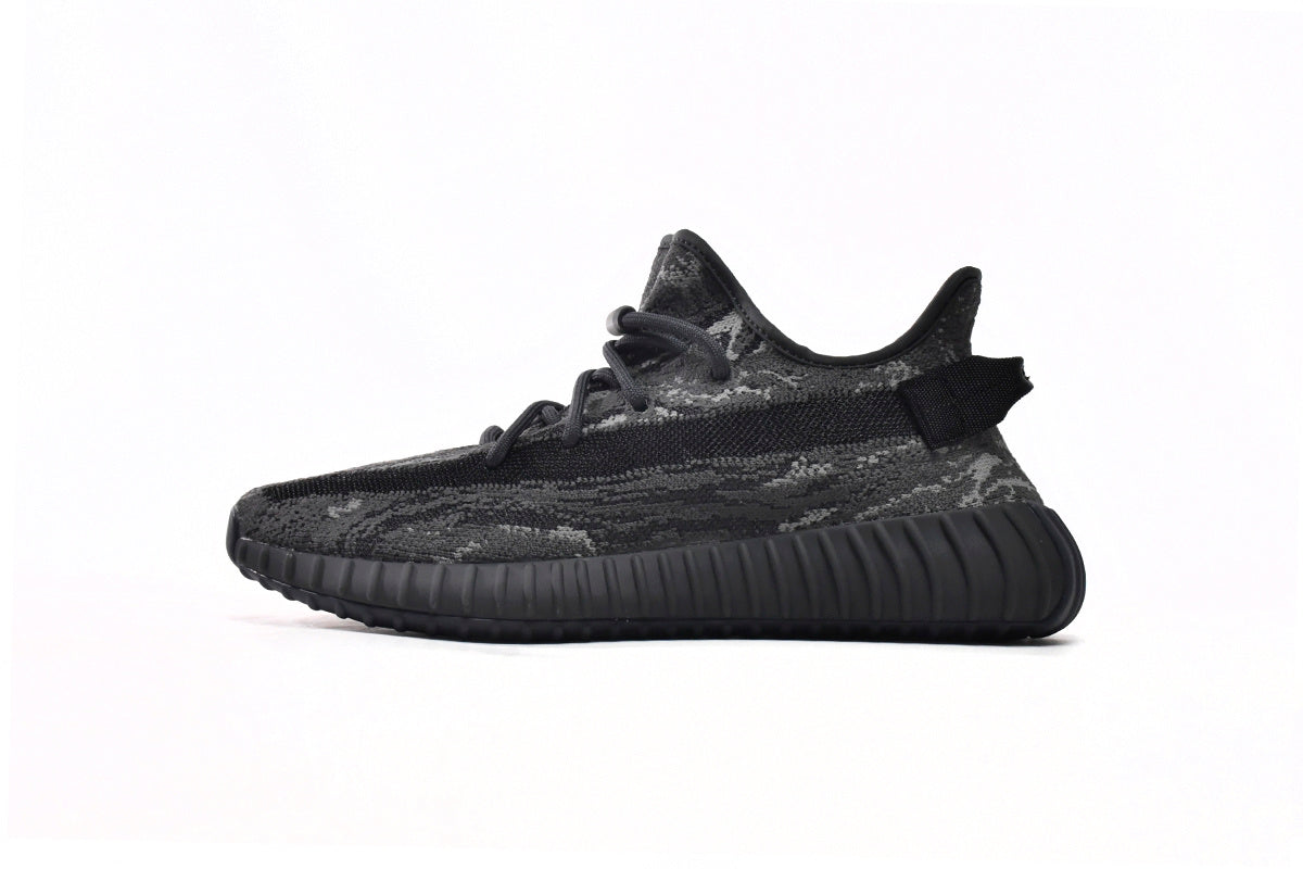 Adidas Yeezy Boost 350 V2 – Lifestyle Sneakers