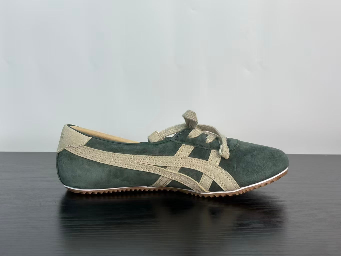 VERSACE × Onitsuka Tiger