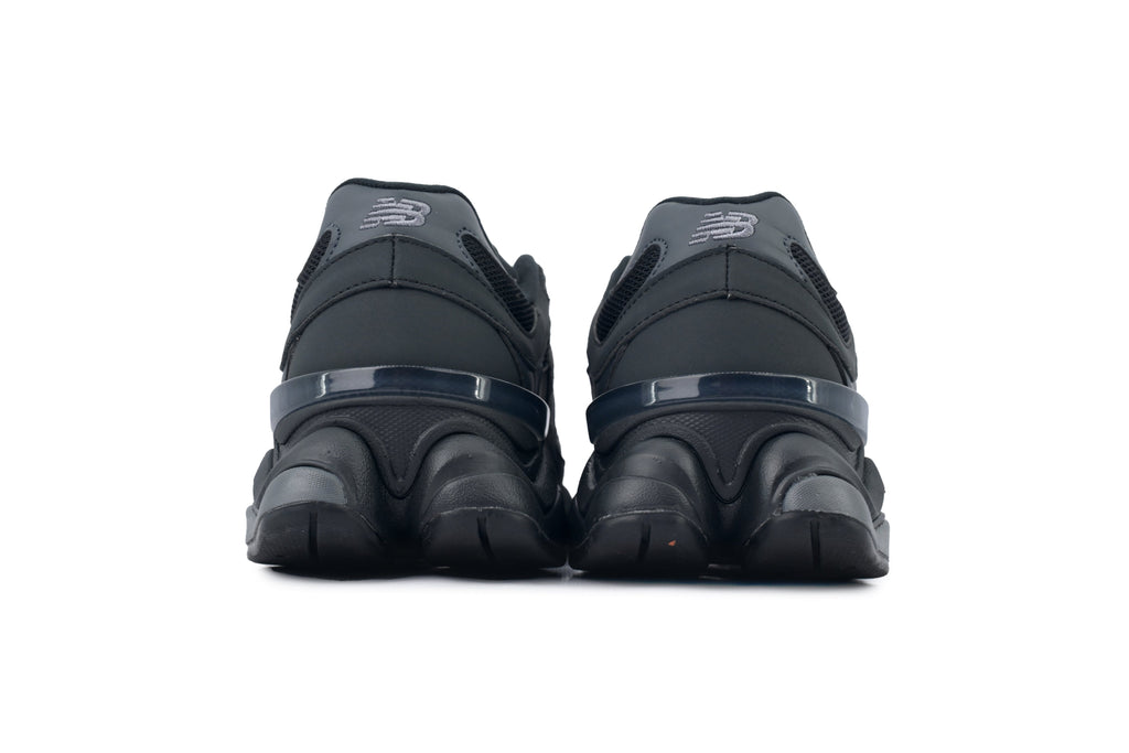 New Balance 9060 Sneakers