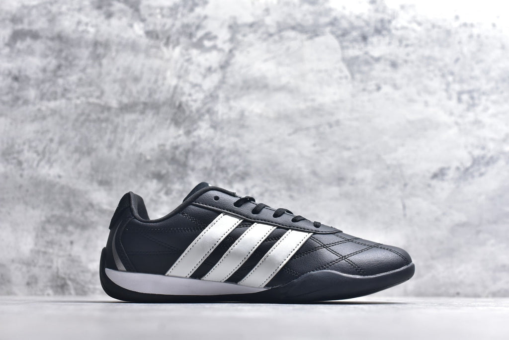 Adidas Adipista Trainers | Non-Slip & Durable Casual Shoes | EU 36-45