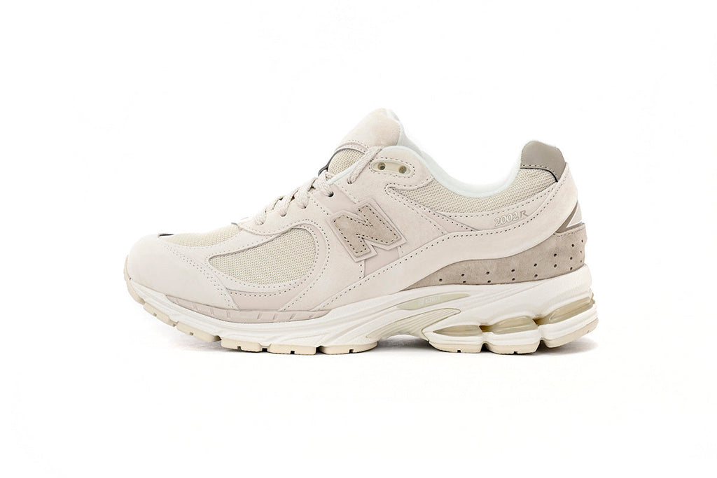 New Balance 2002R Sneakers