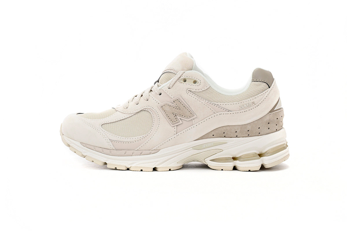 New Balance 2002R Sneakers