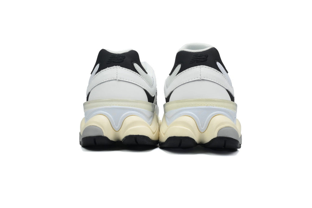 New Balance 9060 Sneakers
