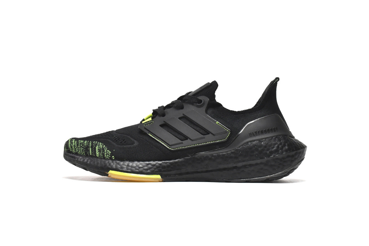 Adidas Ultraboost 22 Running Shoes