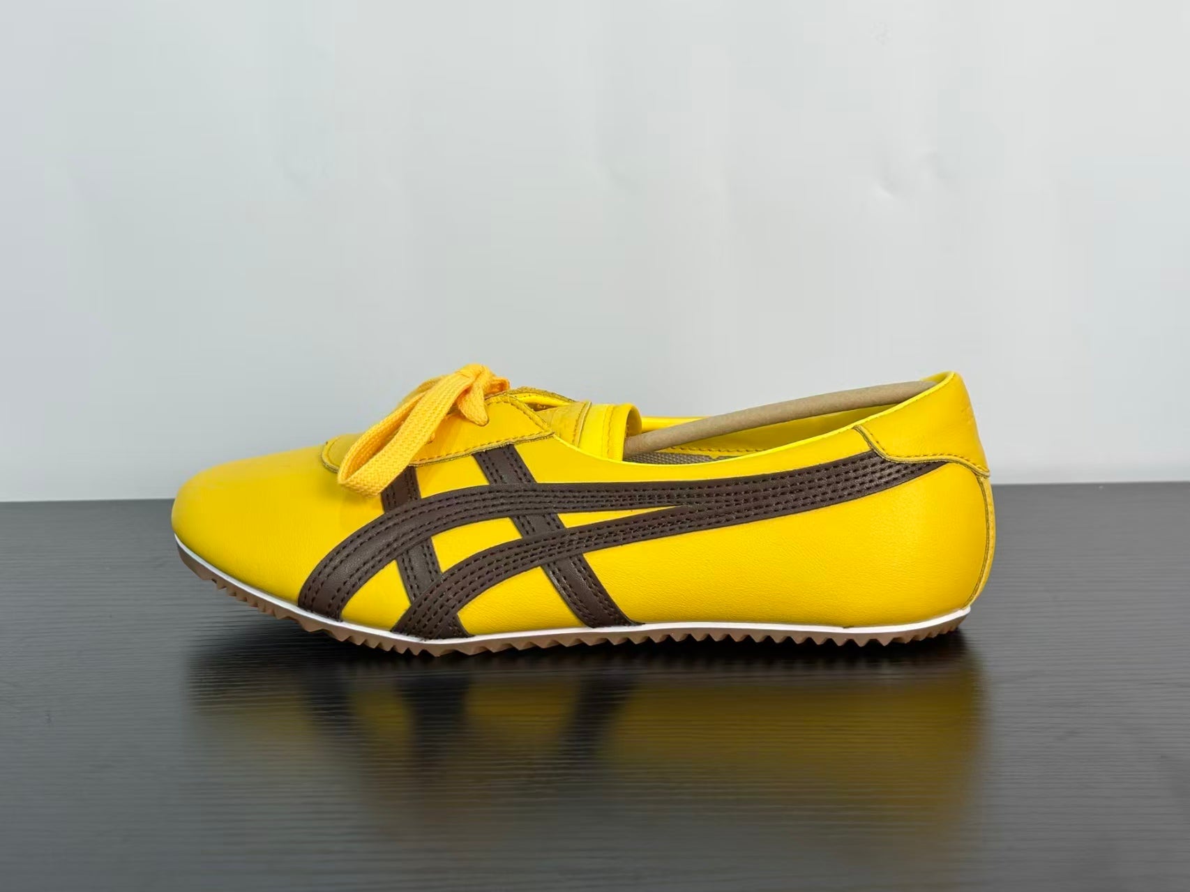VERSACE × Onitsuka Tiger