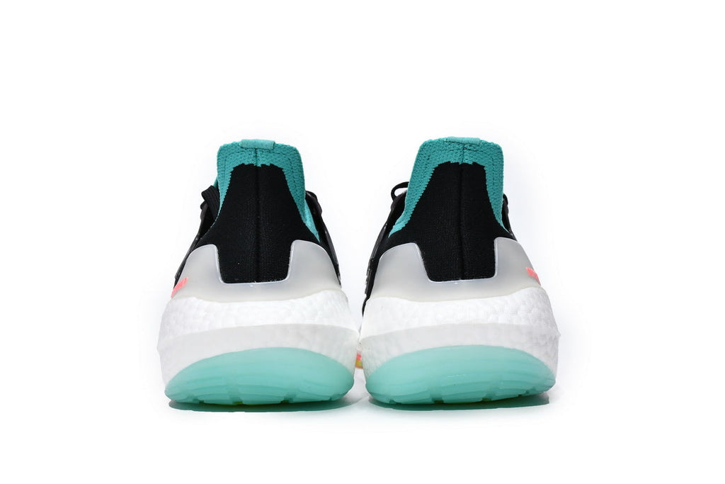 Adidas Ultraboost 22 Running Shoes