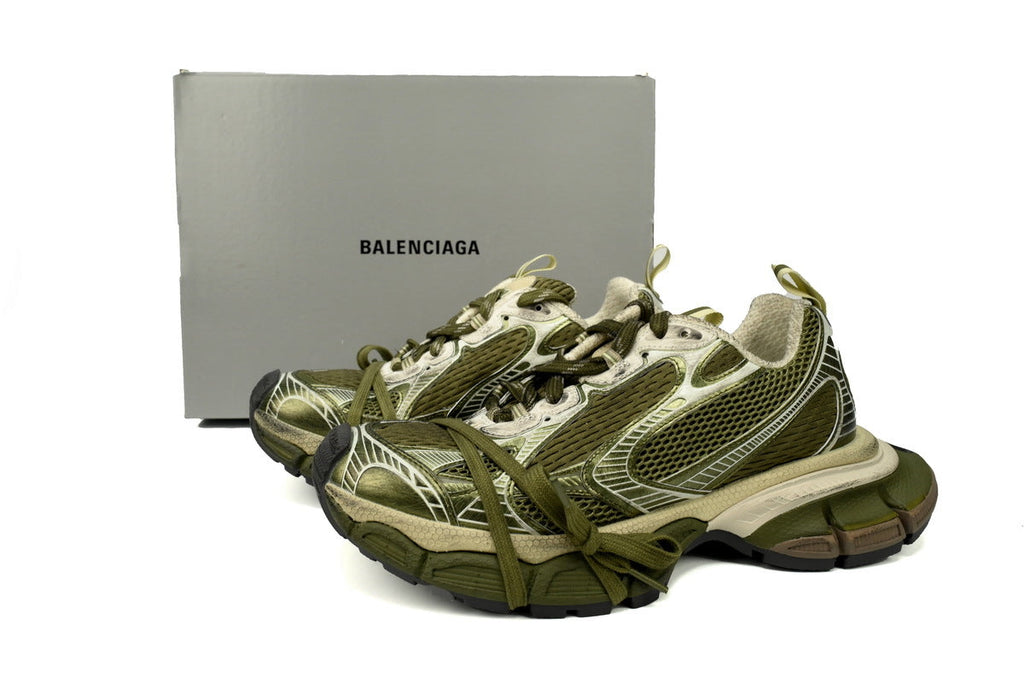 Balenciaga 3XL Sneaker – Low-Top Chunky Sole