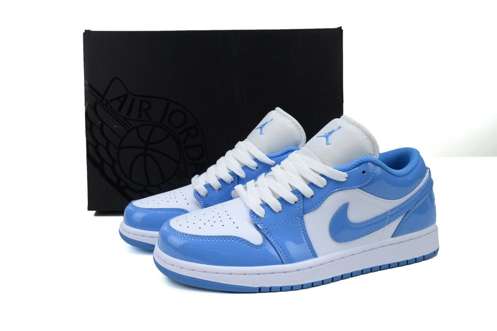 Nike Air Jordan 1 Retro Low Low-Top Sneakers