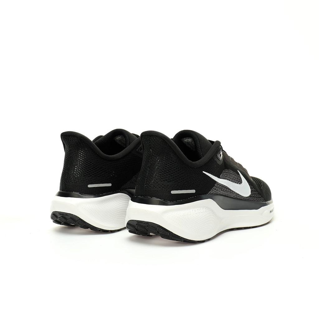 Nike Air Zoom Pegasus – Black / White Mesh Athletic Running Sneakers
