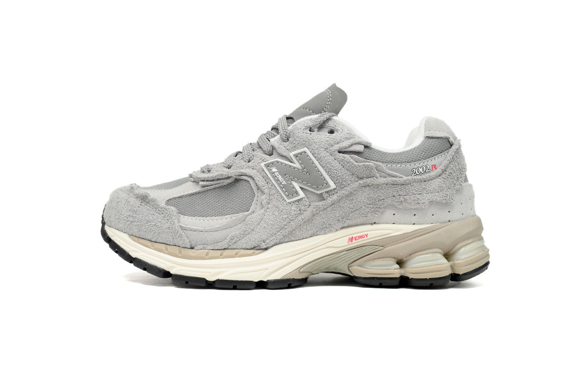 New Balance 2002R Sneakers