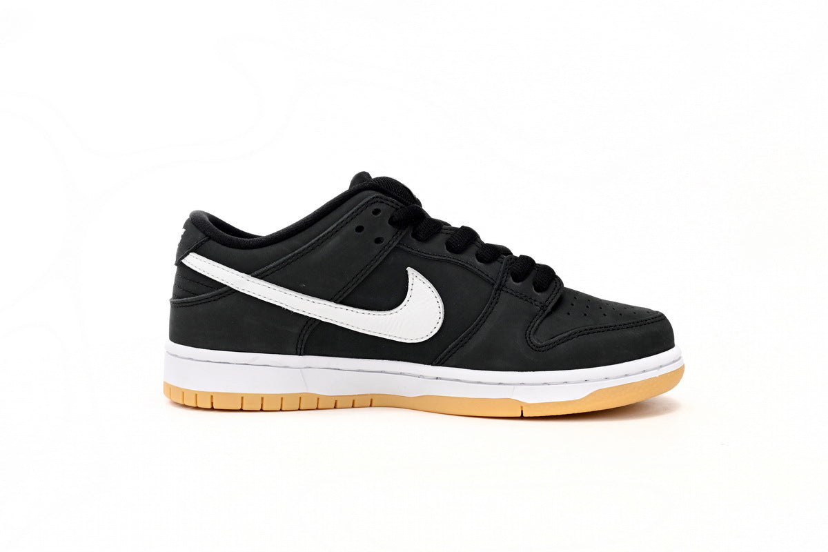 Nike SB Dunk Low – Classic Streetwear Sneakers (EU 36–45)