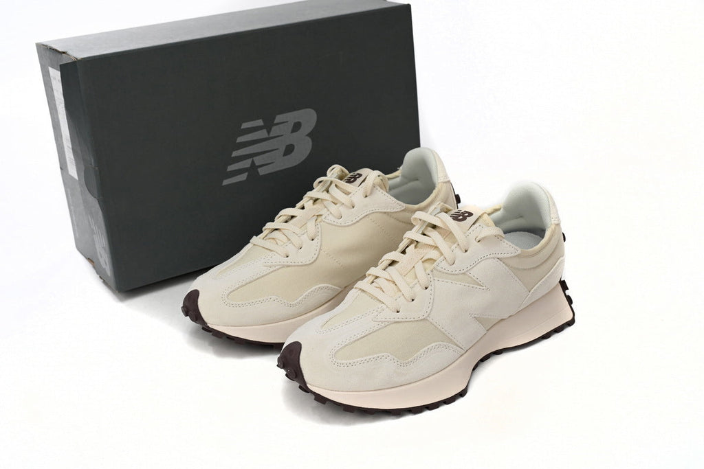 New Balance 327 Sneakers