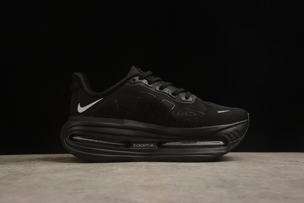 Nike Vomero 18 Running Shoes | Premium Cushioning | EU 36-45