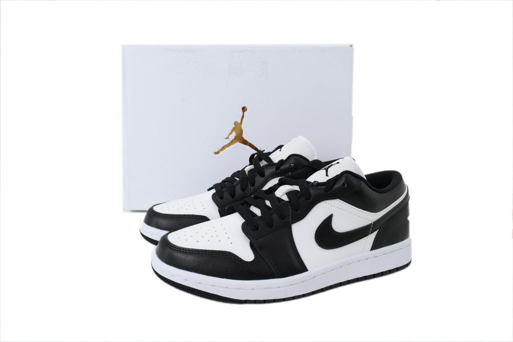 Nike Air Jordan 1 Retro Low Low-Top Sneakers
