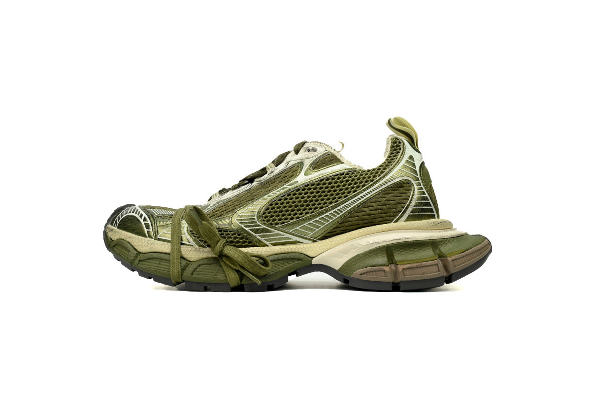 Balenciaga 3XL Sneaker – Low-Top Chunky Sole